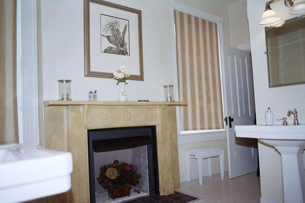 Freemason Inn Bed And Breakfast Норфолк Экстерьер фото